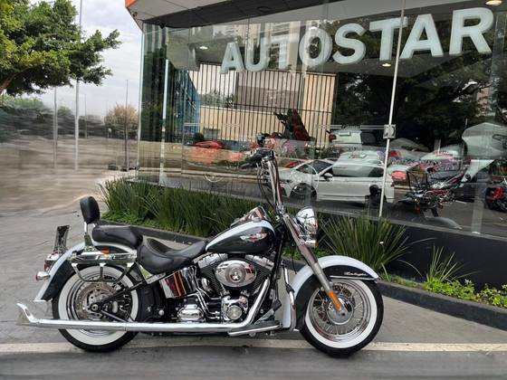 HARLEY-DAVIDSON SOFTAIL HERITAGE CLASSIC 